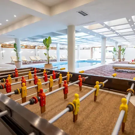 Bed & Breakfast Luxurious Property In Panorama,