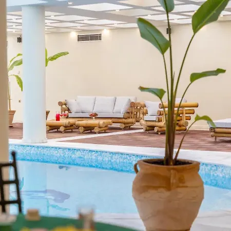 Luxurious Property In Panorama, Bed & Breakfast *