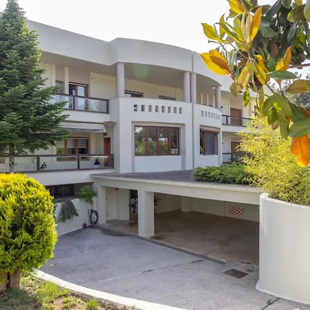 Bed & Breakfast Luxurious Property In Panorama, *
